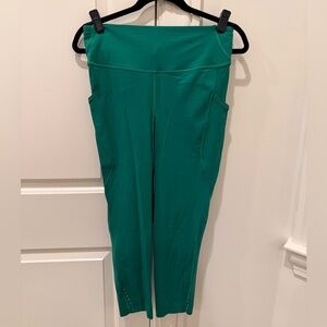 Lululemon Fast and Free HR Crop 23" 5 Pocket Size 10 Raceway Green
